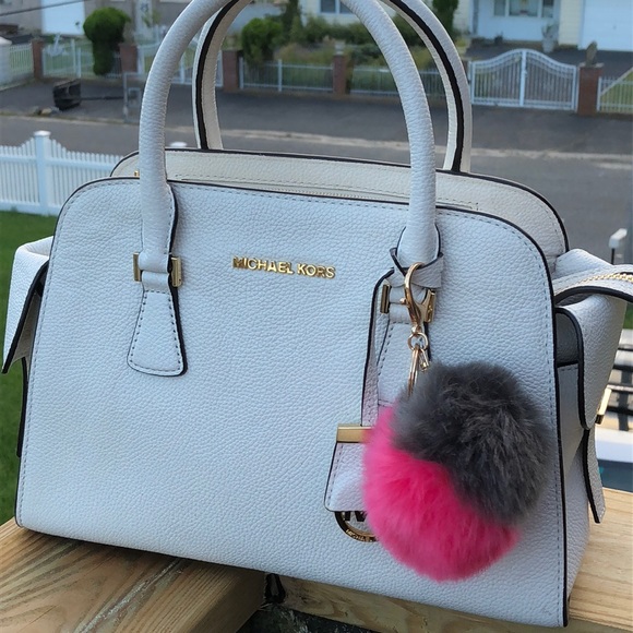 🥰HOST PICK🥰! 12-8 YAY 🥰Thank you 🥰!! - Picture 2 of 8